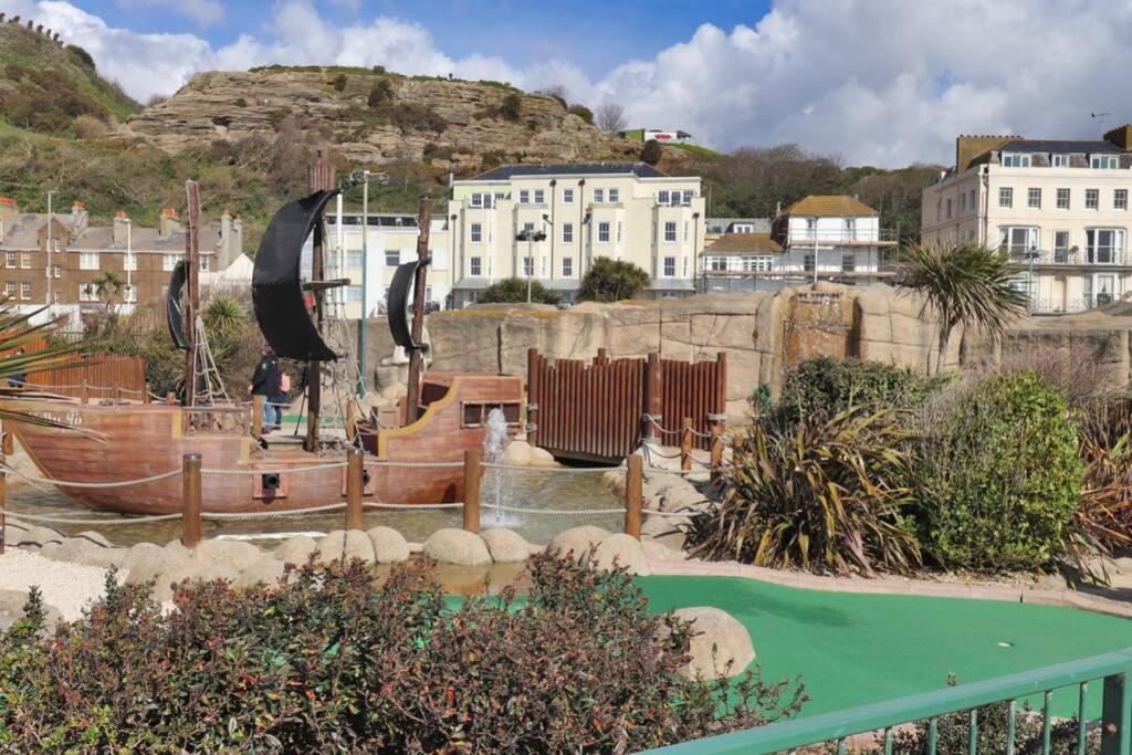 Master Accommodation Suite 11 Sea View Hastings Buitenkant foto
