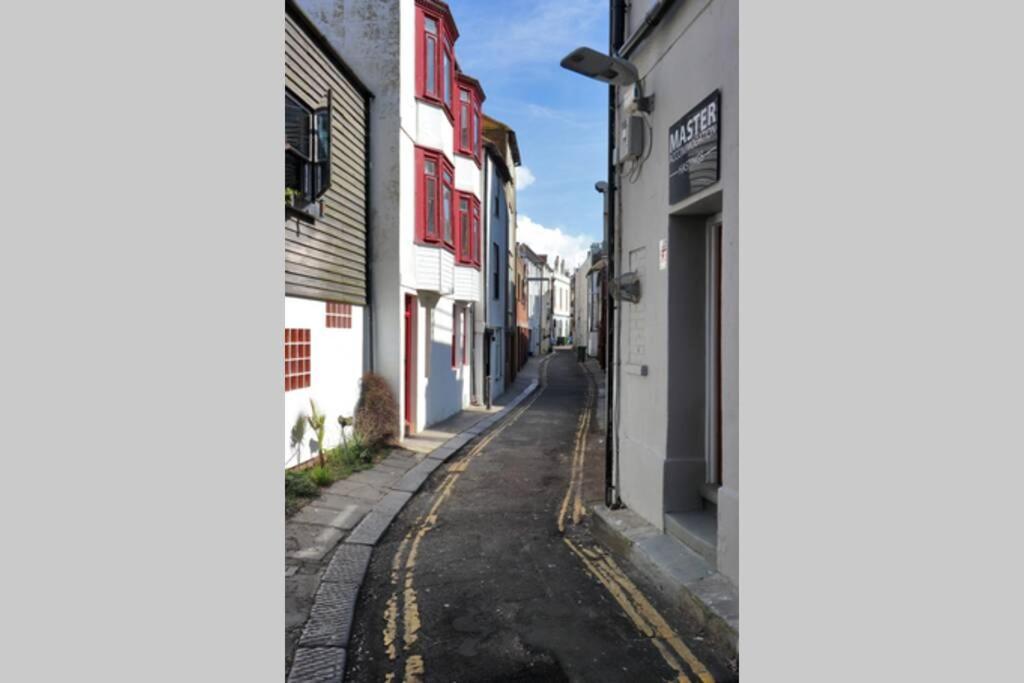 Master Accommodation Suite 11 Sea View Hastings Buitenkant foto